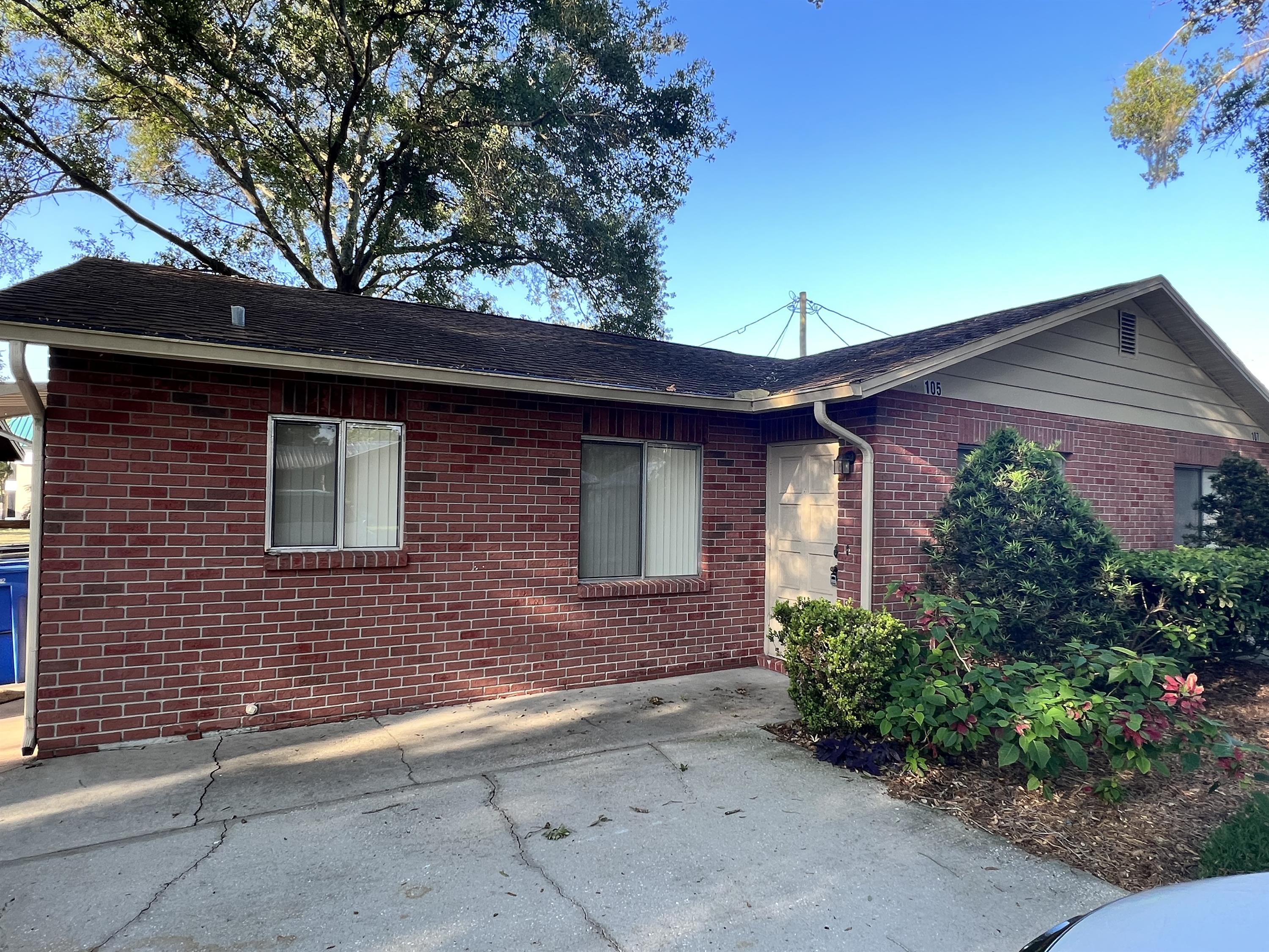 105 Horst Road - 1